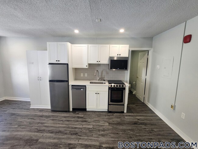 Photo - 76 Franklin St Unit 10