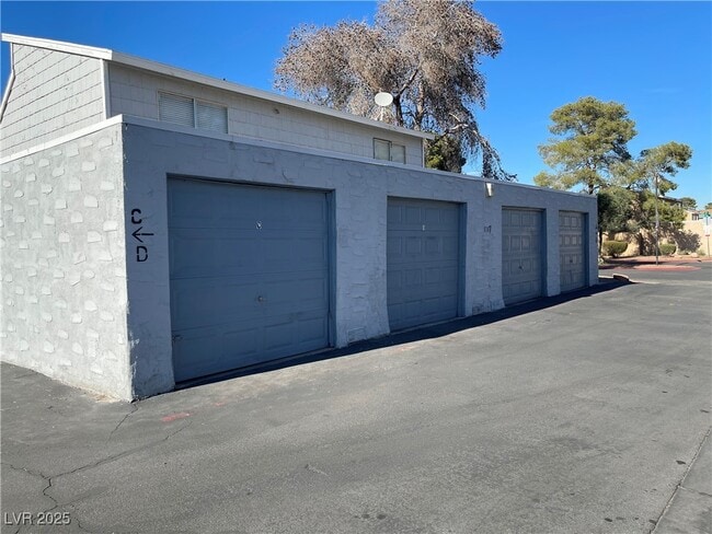 Photo - 5187 Greene Ln Unit D