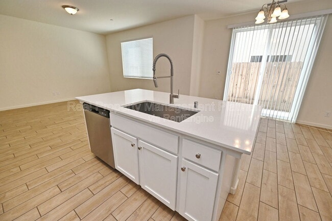 Photo - 2273 N Raleigh Dr