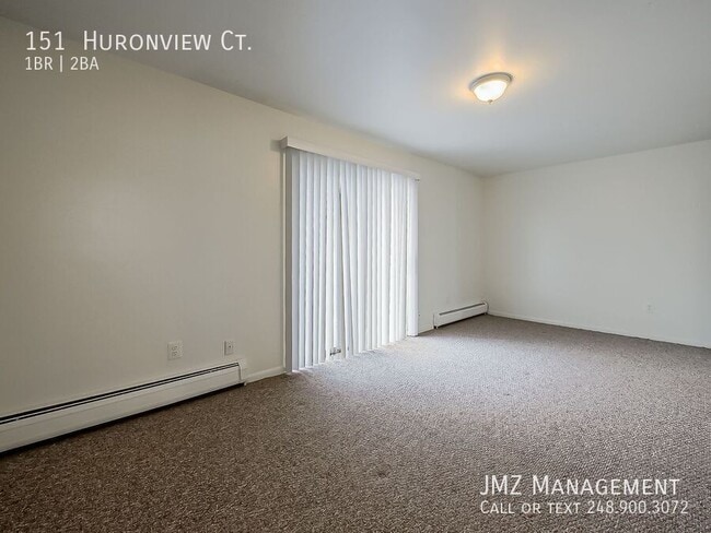 Photo - 151 Huronview Ct