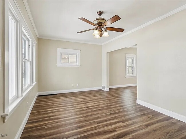 Photo - 3617 Cecilia Ave