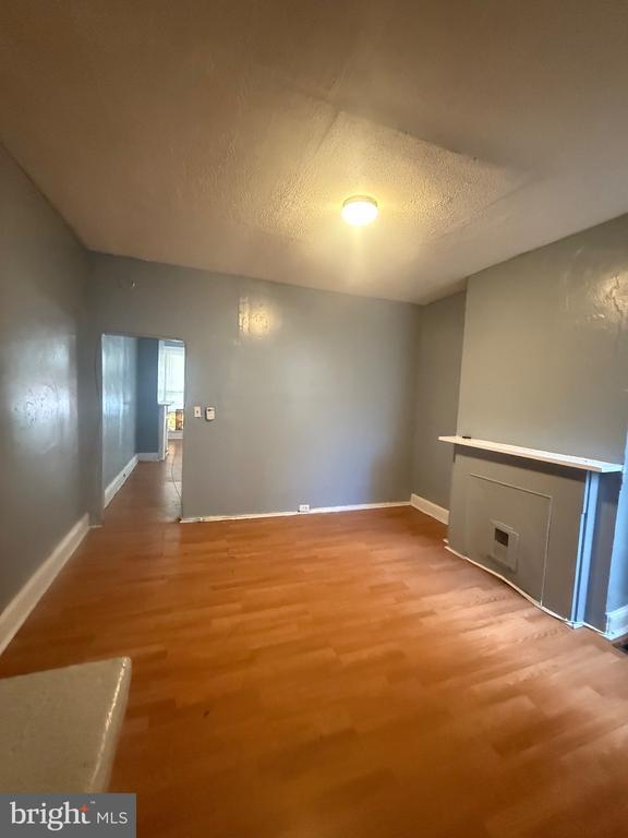 Photo - 2221 Wilkens Ave