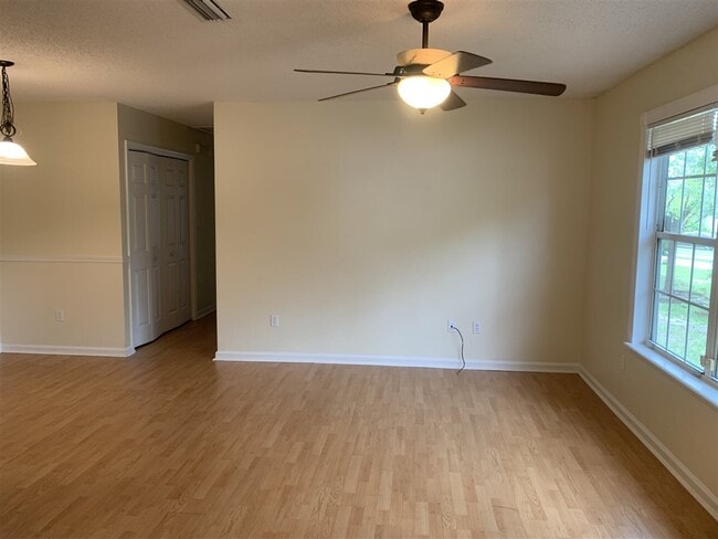 Photo - 299 Wilson Green Blvd