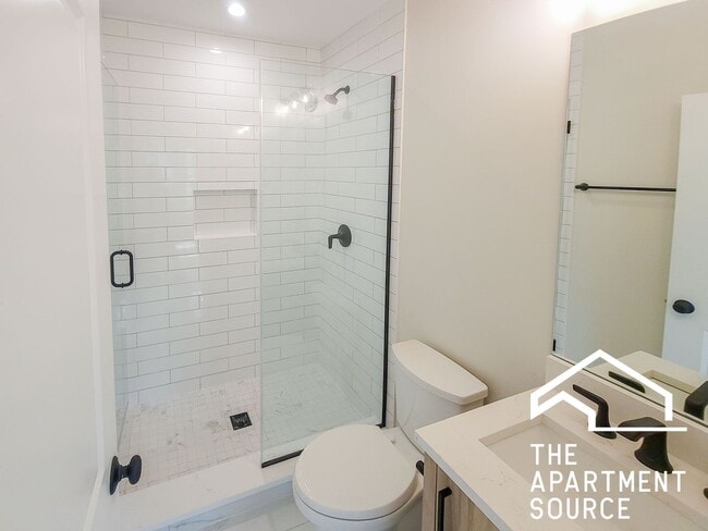 Photo - 2237.5 N Bissell St Unit 3E