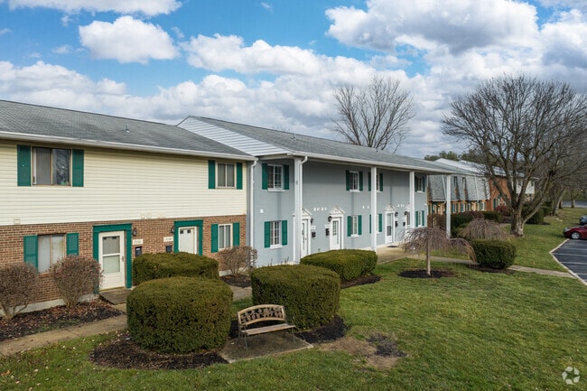 Photo - Hamilton Village Apartments