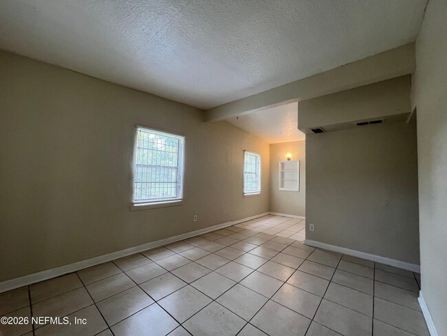 Photo - 5559 Verbena Rd