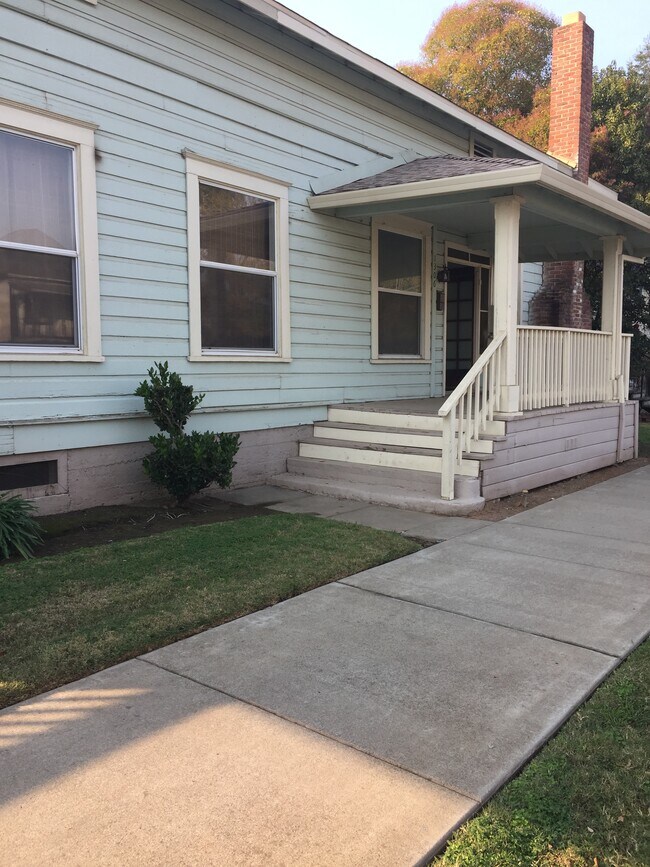 Photo - 1306 G St Unit 1306