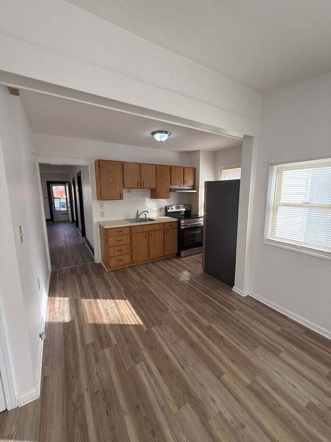 Photo - 780 Northfield Rd