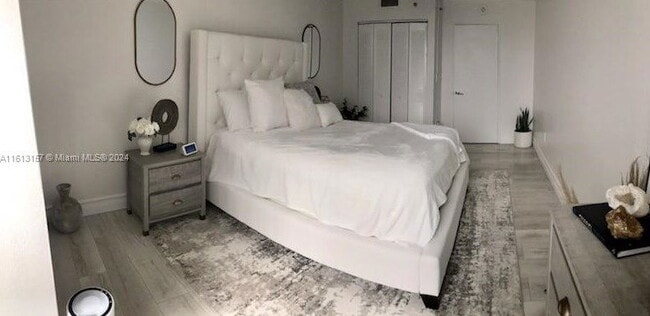 Photo - 850 N Miami Ave