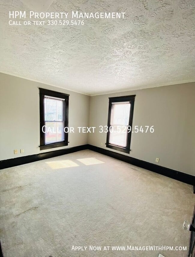 Photo - 1421 Piper Ct NW