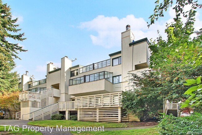 2 br, 1.5 bath House - 1017 156th Ave NE #A12 - 2 br, 1.5 bath House - 1017 156th Ave NE #A12