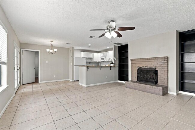 7825 Beauregard Cir