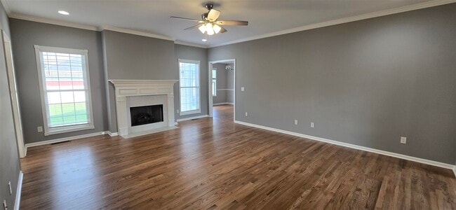 Photo - 710 Chasefield Ave