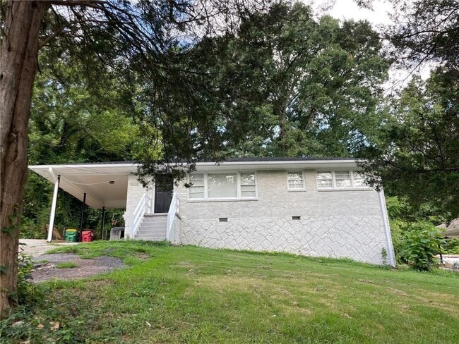 Photo - 4555 Hillpine Rd