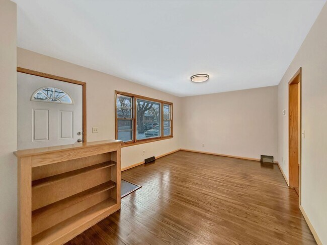 Photo - 1618 Natchez Ave S