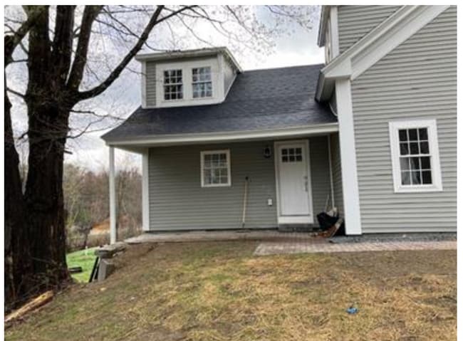 Photo - 21 E Lake Rd Unit 2