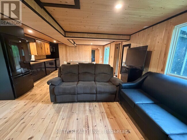 Photo - 106 Boundary Ln