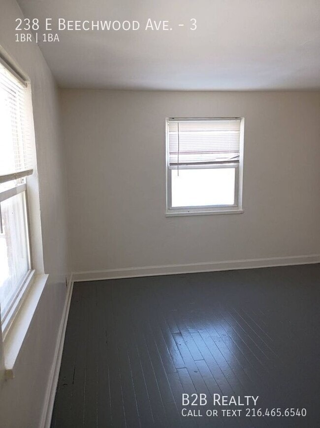 Building Photo - 238 E Beechwood Ave Unit 3