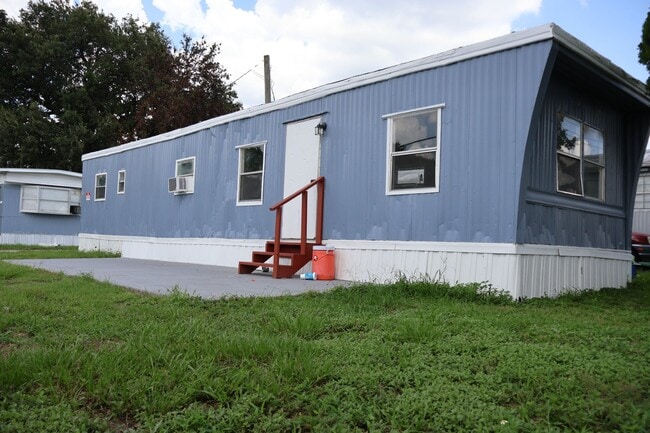 Photo - 195 Jonna St