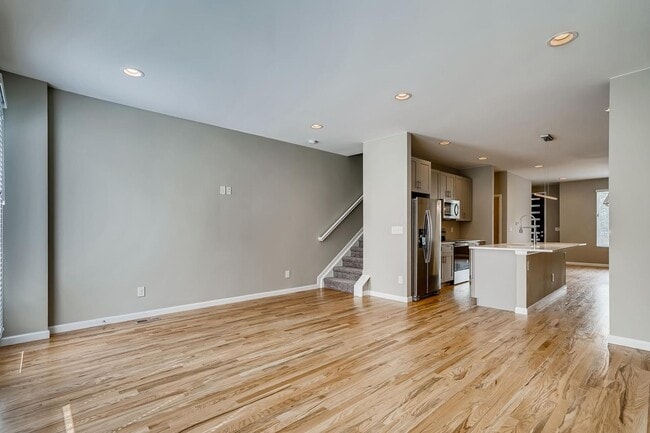 Photo - Beautiful 2 Bedroom Townhome