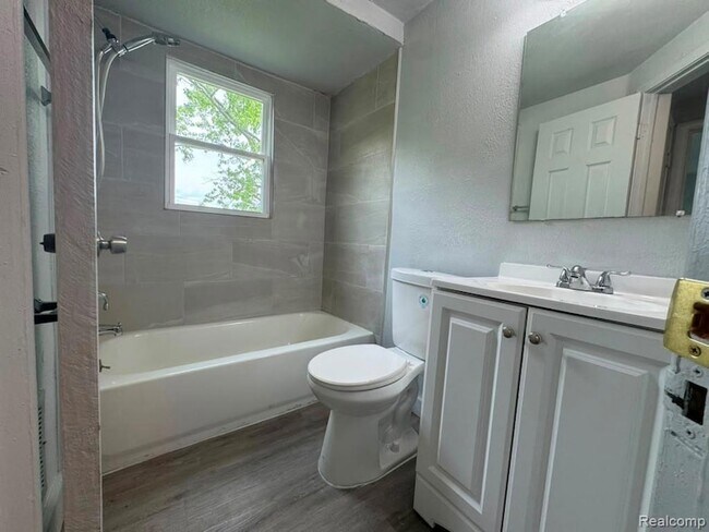 Photo - 12651 Kelly Rd
