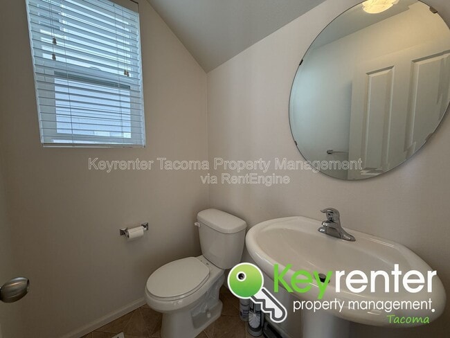 Photo - 1093 Ebbets Dr