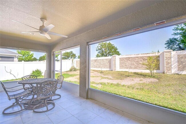 Photo - 6731 Castle Green Pl