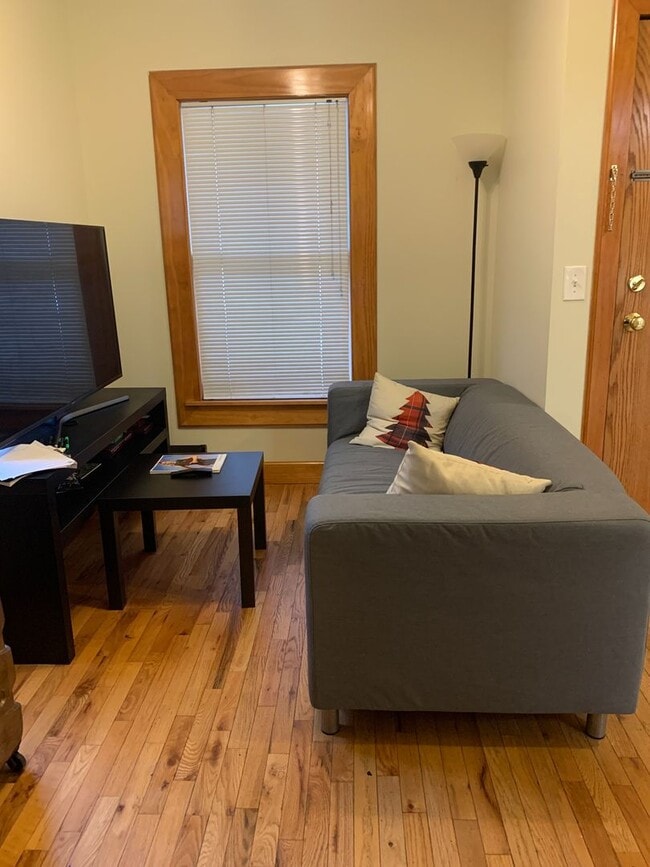 Photo - Varsity Management Unit 01