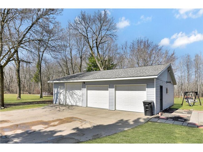 3 Bedroom, 1 Bath home in Little Falls, MN... - 3 Bedroom, 1 Bath home in Little Falls, MN...