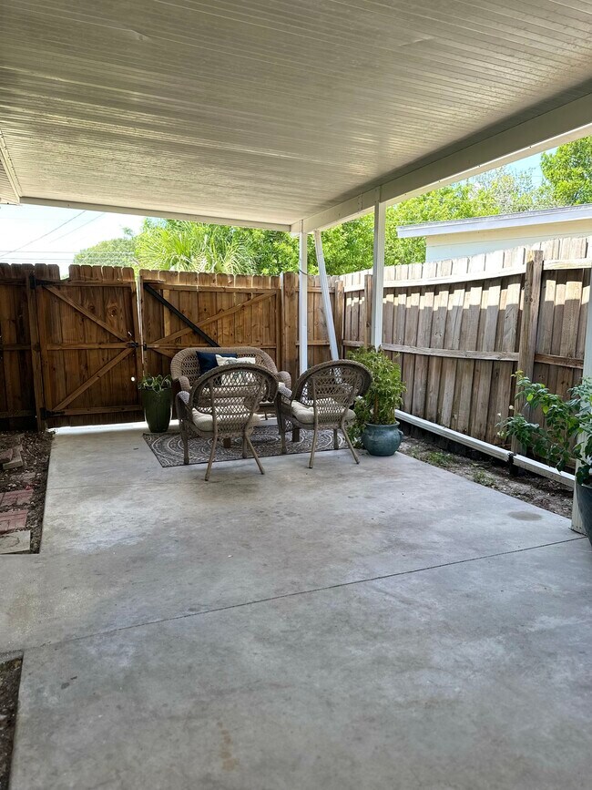 Photo - 9372 88th Way N House