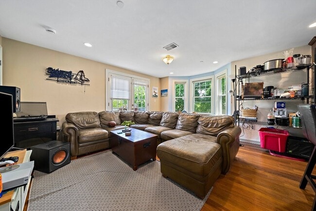 Photo - 32 Adamson St Condo Unit E