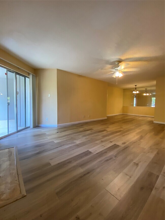 9700 Leawood Blvd Unit 212