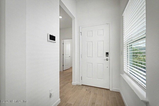 Photo - 3979 Haydon Burns Pl