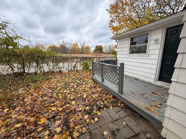 Photo - 322 W Morrell St Unit 1/2 - Rear House