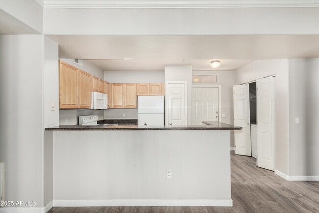19777 N 76th St Unit 2180