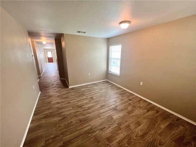 Photo - 7813 Duber Ln