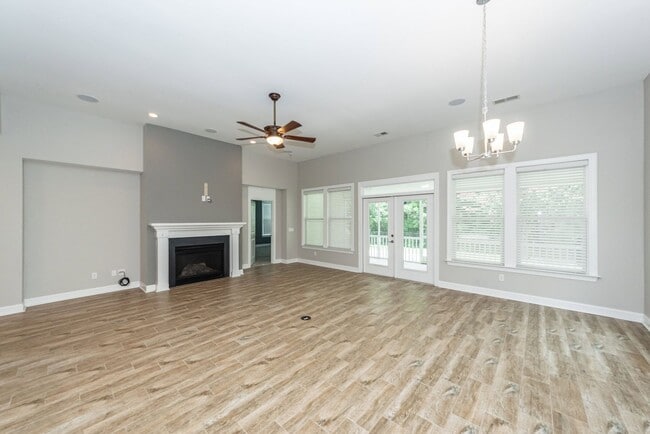 Photo - 2 Bedroom, 2 Bathroom Home in Cresswind 55+ - Summerville