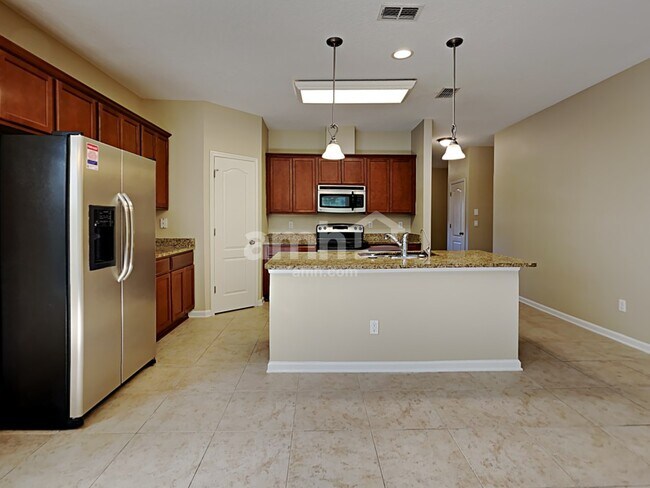 Photo - 795 Mosswood Chase