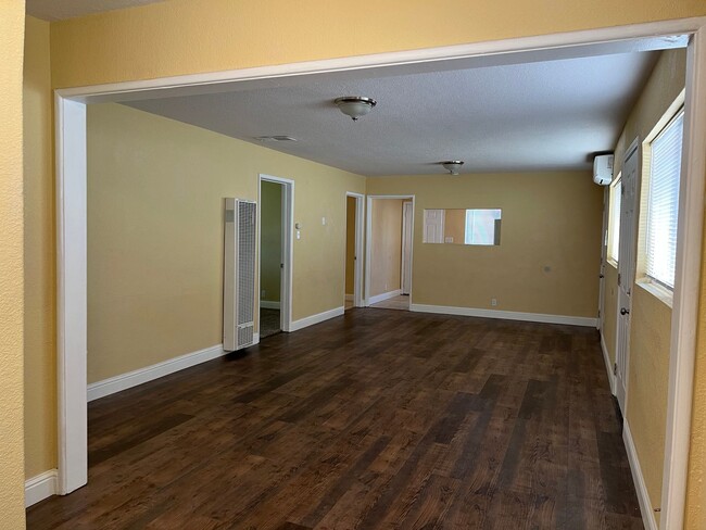 Photo - 1710 S Teilman Ave Unit 1710 S Teilman Ave #B