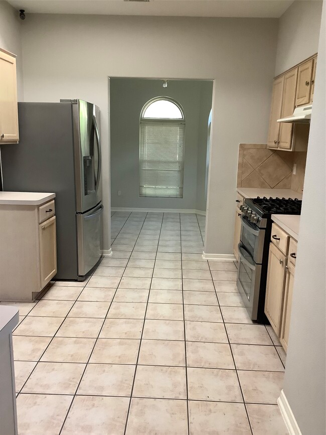 Photo - 18215 Major Glen Cir