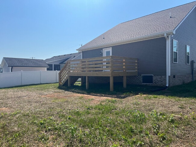 109 Thacker Dr