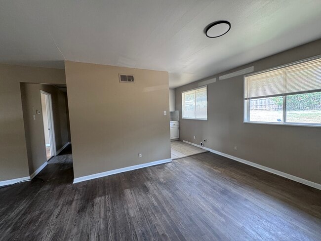 Photo - 2214 N Berkley Dr