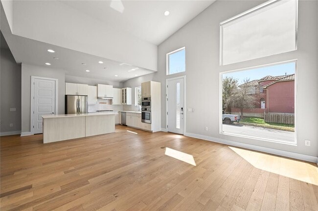 Photo - 6333 Florencia Ln