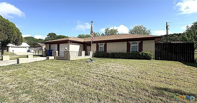 Building Photo - 1613 Velma Ave Rental