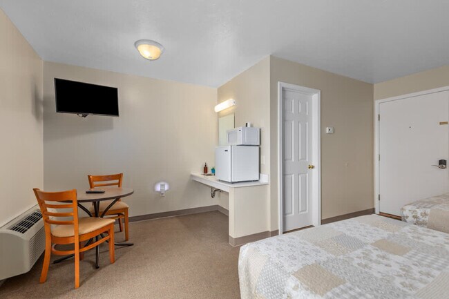 Photo - 214 Main St Unit SI ID1596494P