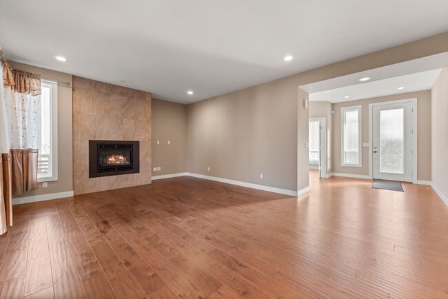 Photo - Amazing 4 beds/ 2.5 baths house in North Benson Hill/Renton.