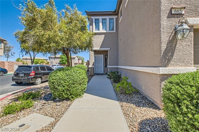 Photo - 665 Calamus Palm Pl