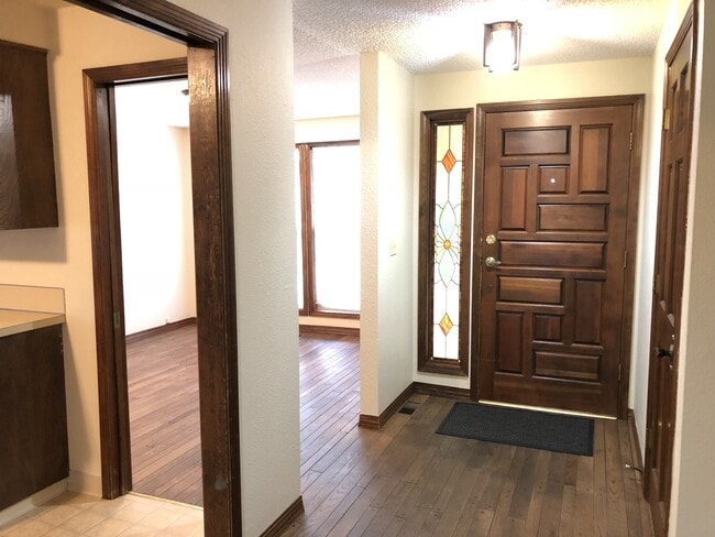 Photo - 1150 NW Sunnywood Ct