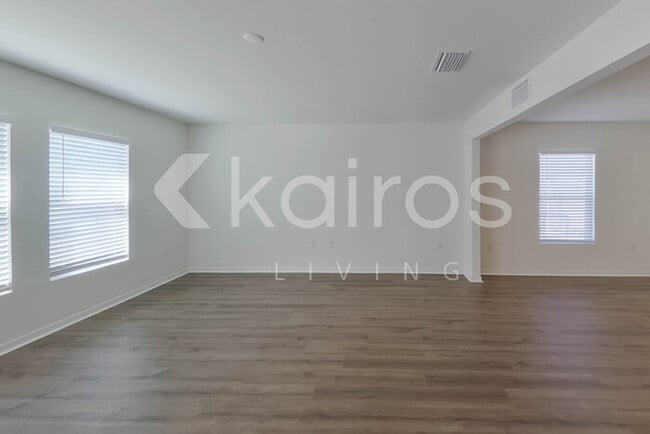 Photo - 262 Grenada St NW