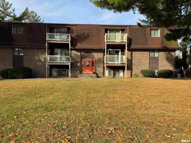 Building Photo - 1299 48th Ave Unit 5